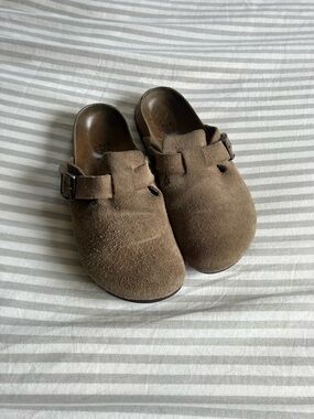 Betula Birkenstock Taupe Suede Clogs